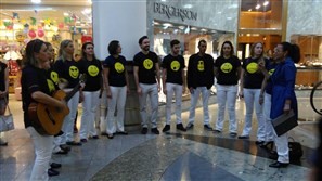 Corais se apresentaram em shopping de Maringá